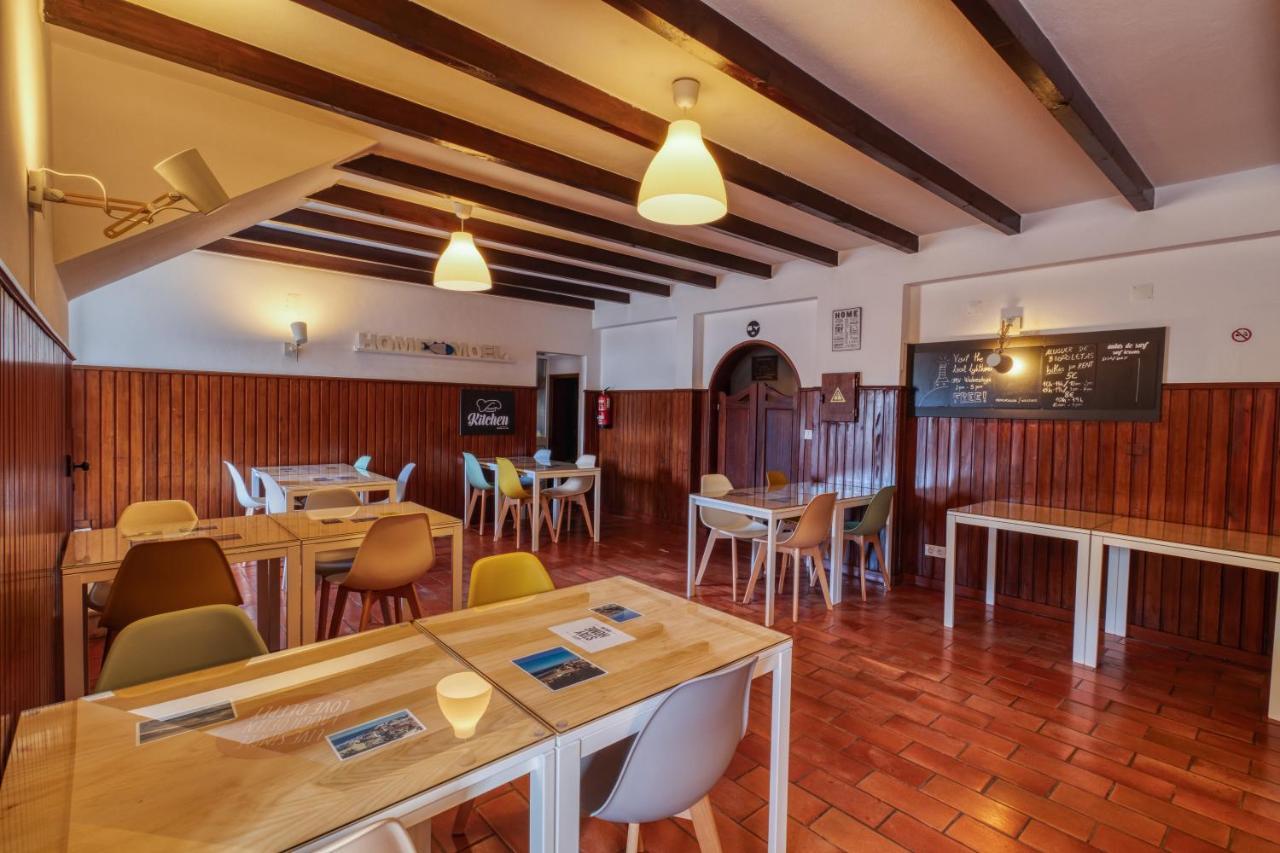 Homemoel Local Accomodation Al São Pedro de Muel Exteriér fotografie