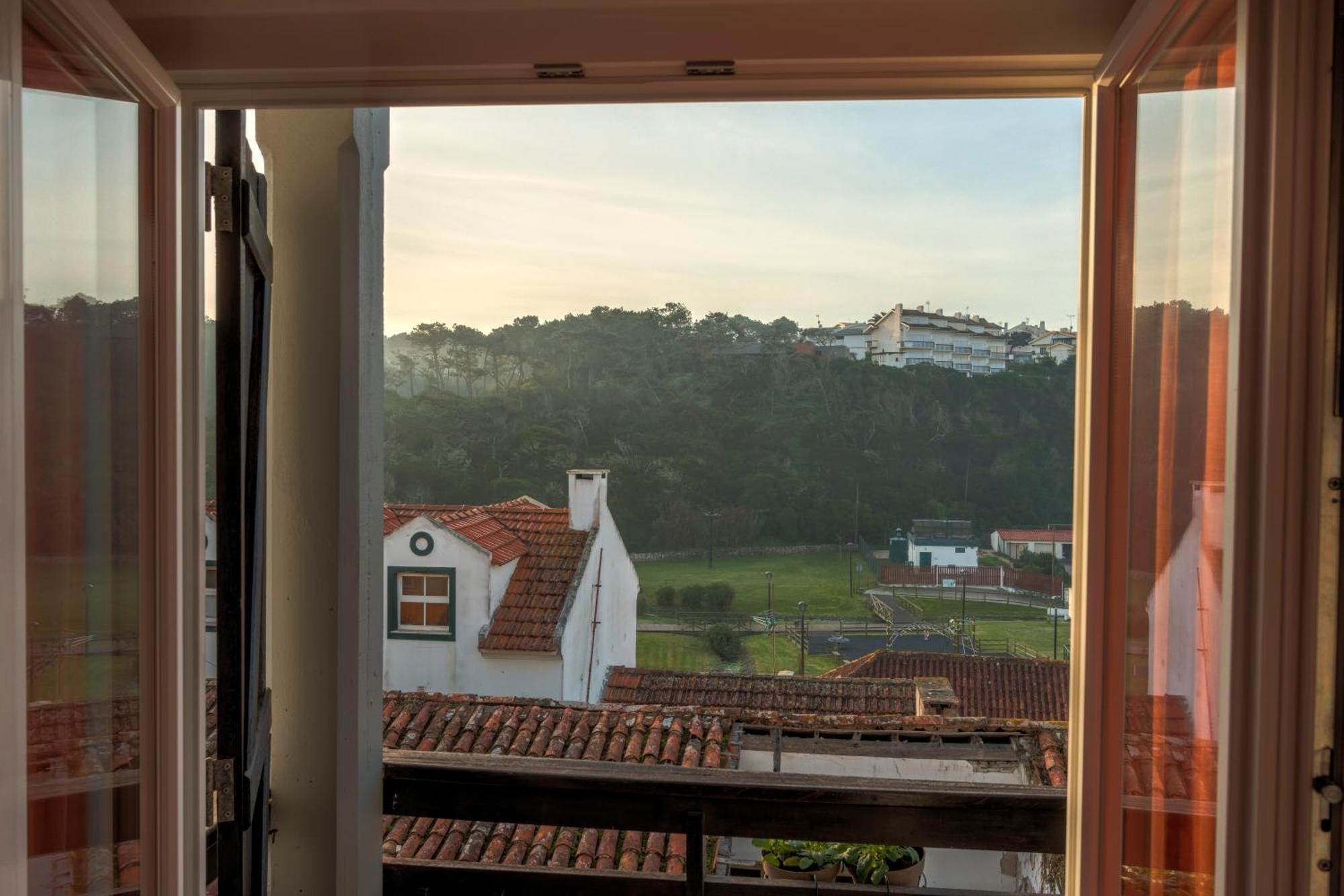 Homemoel Local Accomodation Al São Pedro de Muel Pokoj fotografie