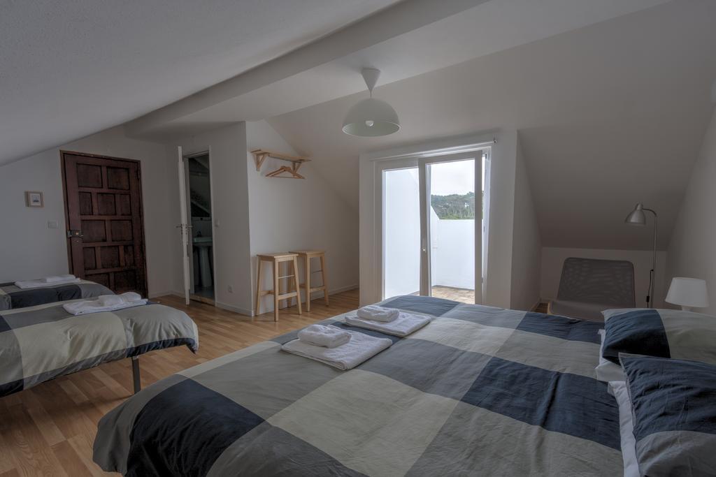 Homemoel Local Accomodation Al São Pedro de Muel Pokoj fotografie