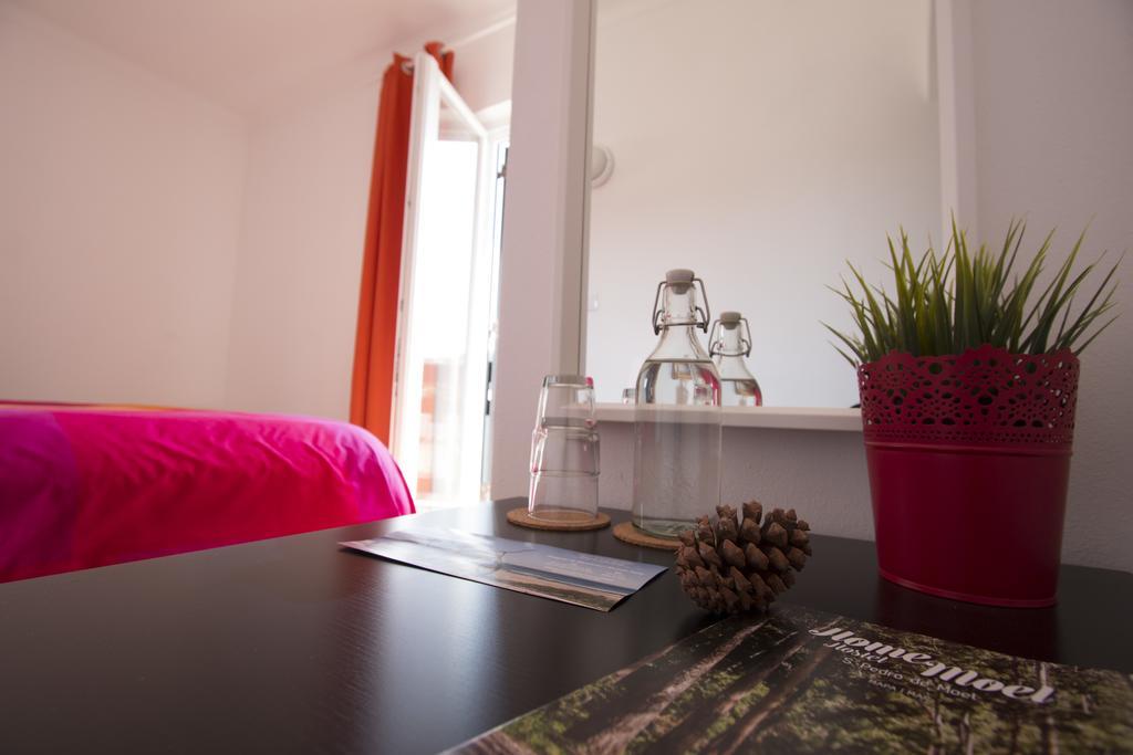 Homemoel Local Accomodation Al São Pedro de Muel Exteriér fotografie